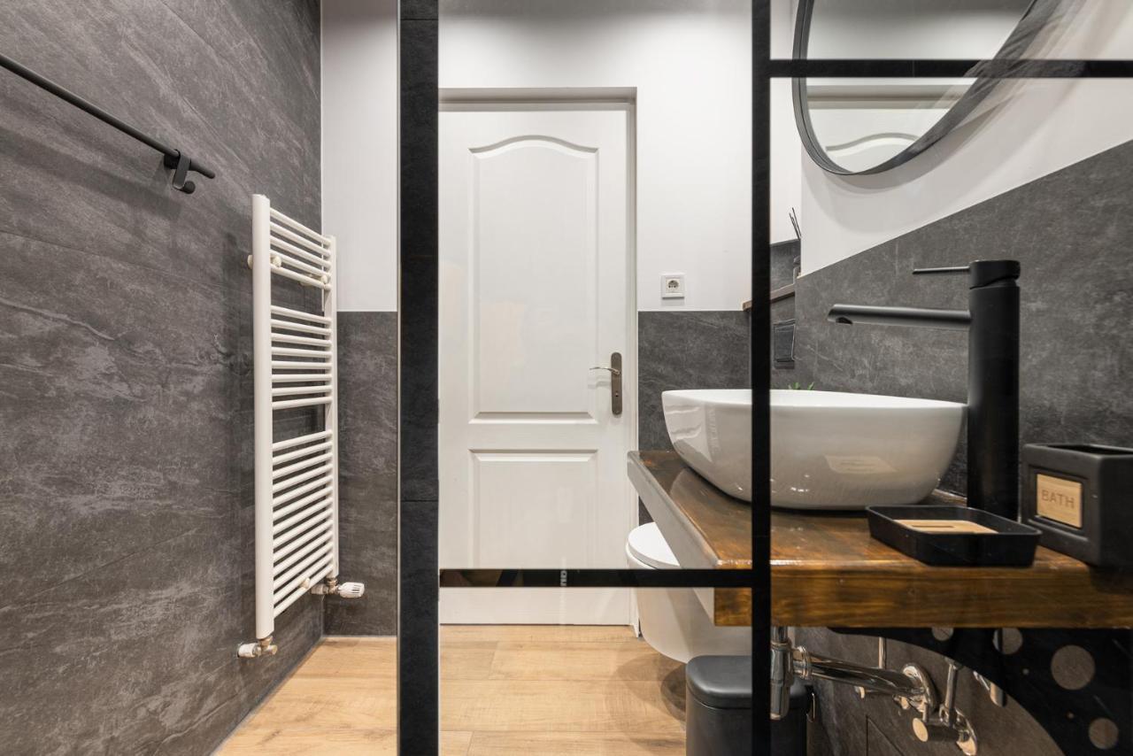 Moon Apartments Cluj-Napoca Eksteriør billede